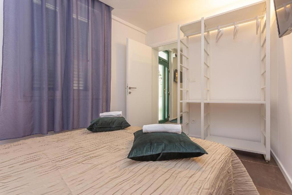 X Boutique Marinac Studio Apartments & Rooms シベニク エクステリア 写真