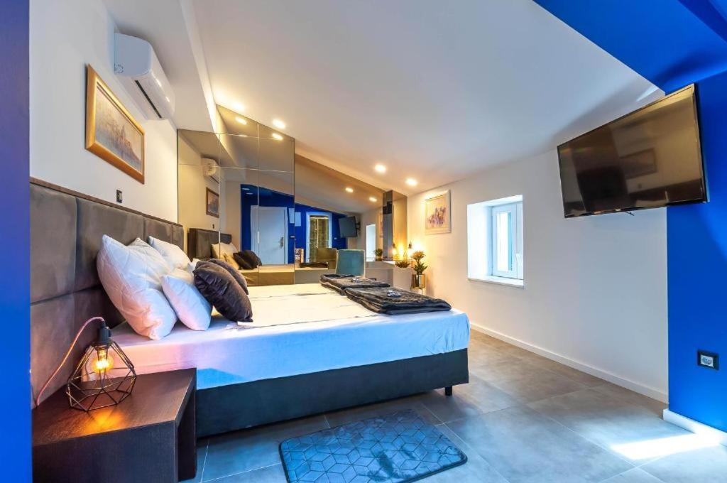X Boutique Marinac Studio Apartments & Rooms シベニク エクステリア 写真